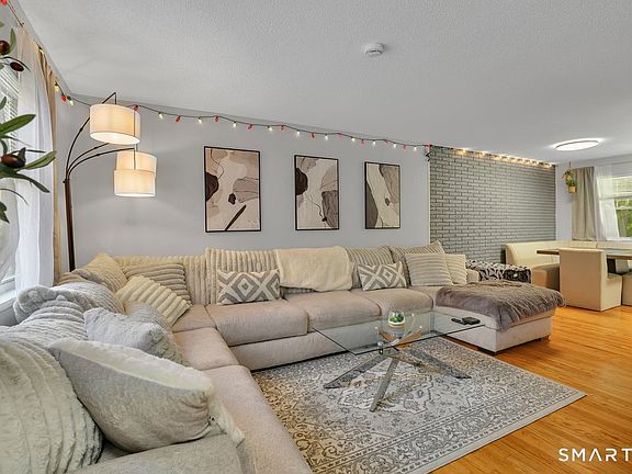 4th image of 24 Woodward Avenue #55