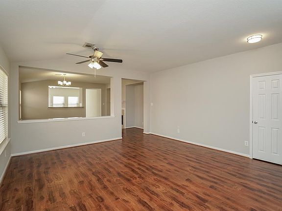 5th image of 2327 Gable Hollow Ln