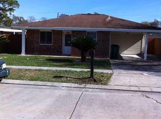 1833 Dogwood Dr, Harvey, LA 70058