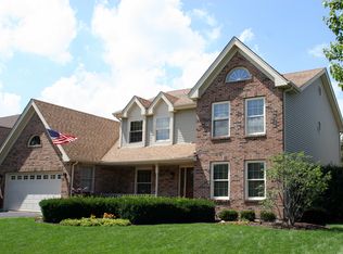 26W130 Sandpiper Ct, Carol Stream, IL 60188