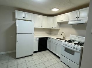 18 Belmont St APT 4, Lowell, MA 01851