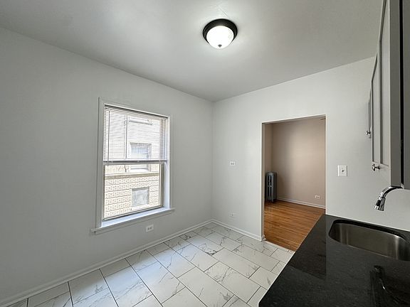 5th image of 6343 N Magnolia Ave APT D2