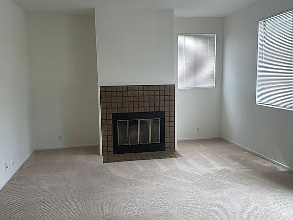 4th image of 2220 River Run Dr Unit 125