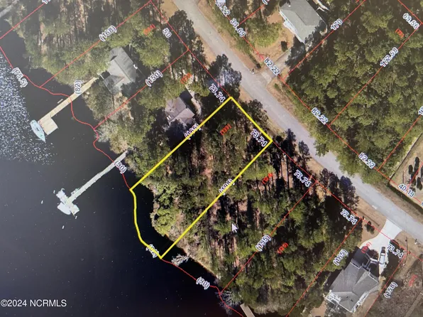 5314 Trade Winds Road, New Bern, NC 28560