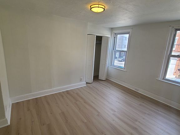 2nd image of 1303 N 5th St Floor 2