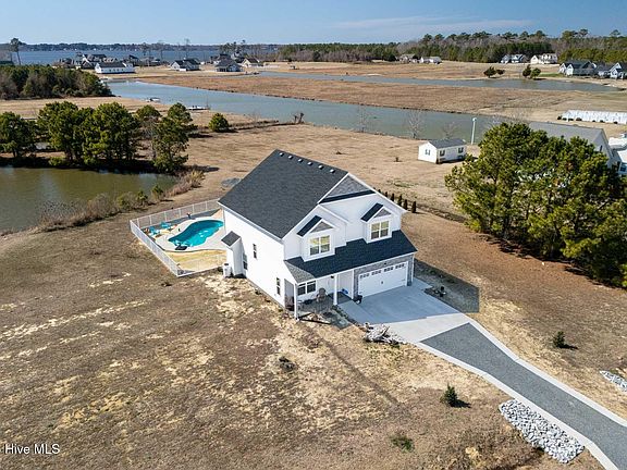 4th image of 456 Pointe Vista Drive