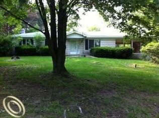 3025 Faussett Rd, Howell, MI 48855