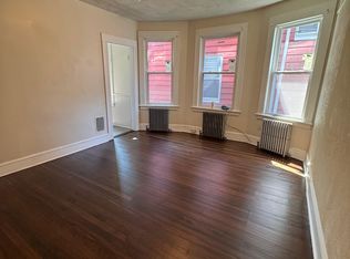 116 Lee Ave #1, Bridgeport, CT 06605