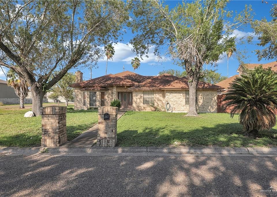 1st image of 801 Meadow Wood Dr