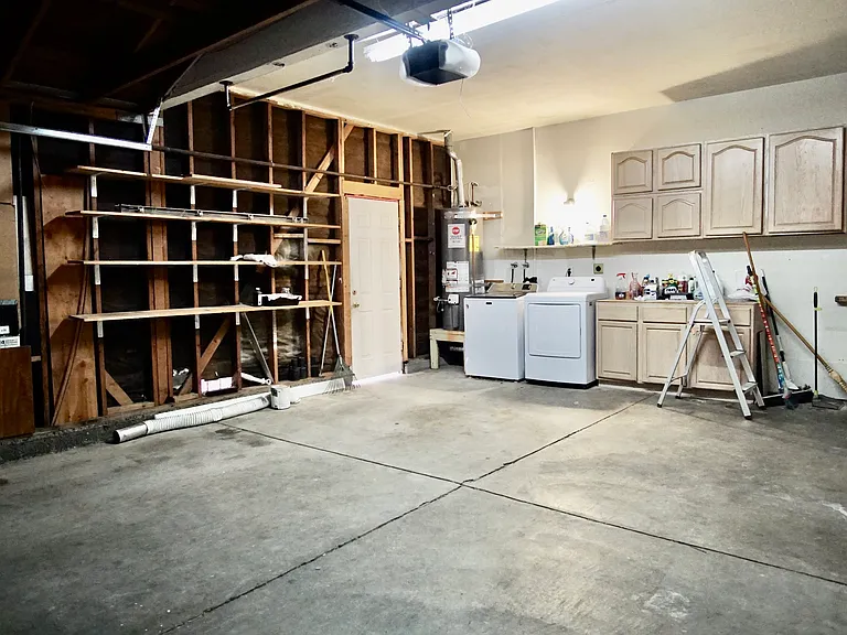 3001 Knights Bridge Rd — Photo 18