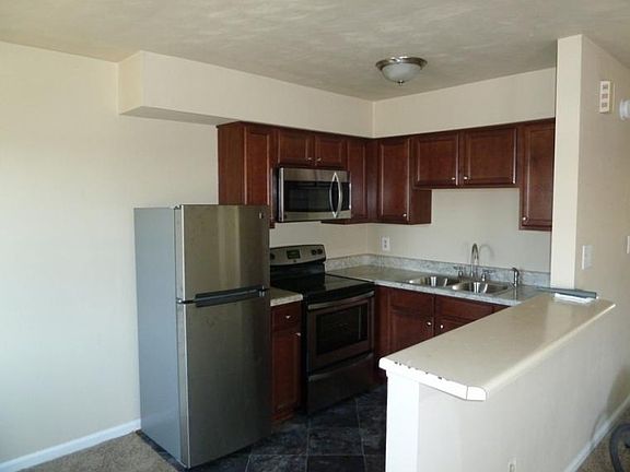 2nd image of 110 W 26th St APT J