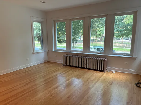 5018 N Leavitt St #1, Chicago, IL 60625