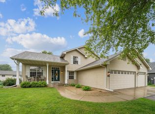 819 Lodge Dr, Jordan, MN 55352