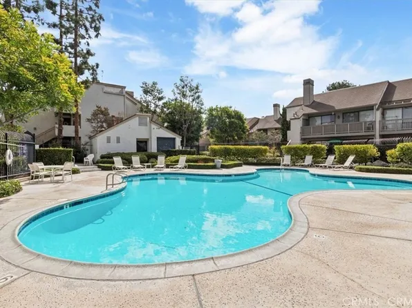 10601 Lakeside Dr S Unit J, Garden Grove, CA 92840