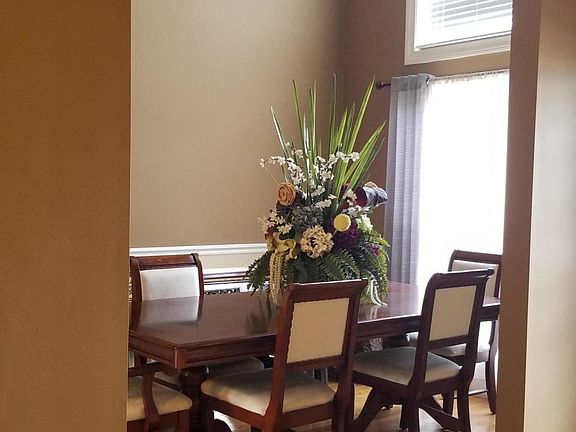3rd image of 3495 Enclave Dr