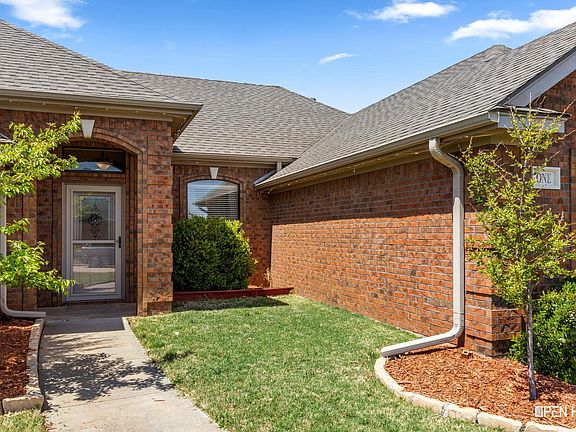 3rd image of 1 Southfork Ct