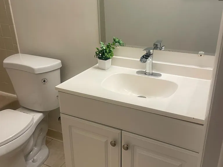 1019 Ravens Crest Dr — Photo 33