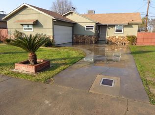 1412 Floral Ave, Selma, CA 93662