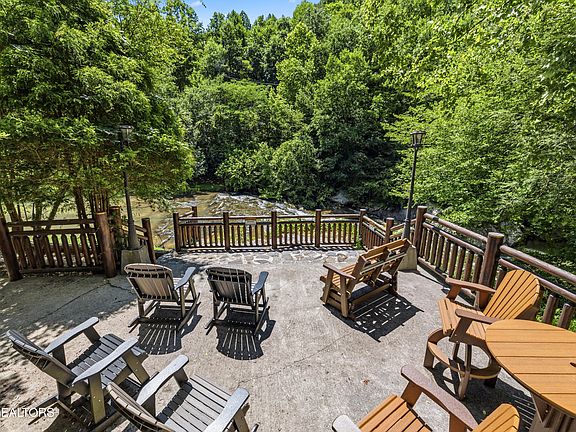 5th image of 3126 Smoky Ridge Way