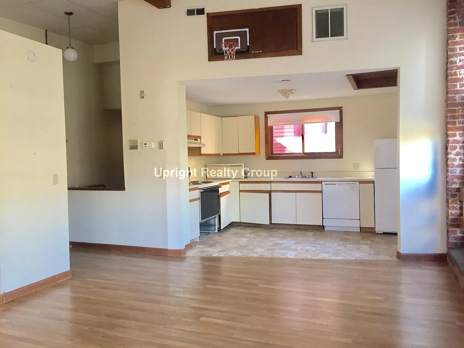 1 bed, 600 sqft, $1,595 — Photo 2