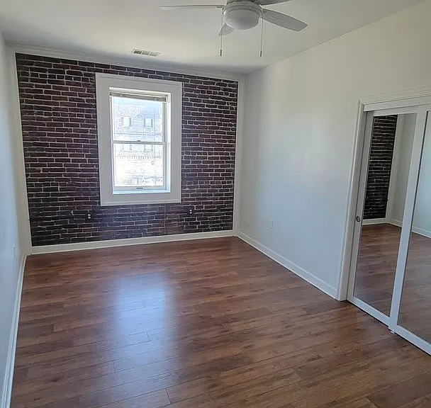121 W Jackson Ave — Photo 15