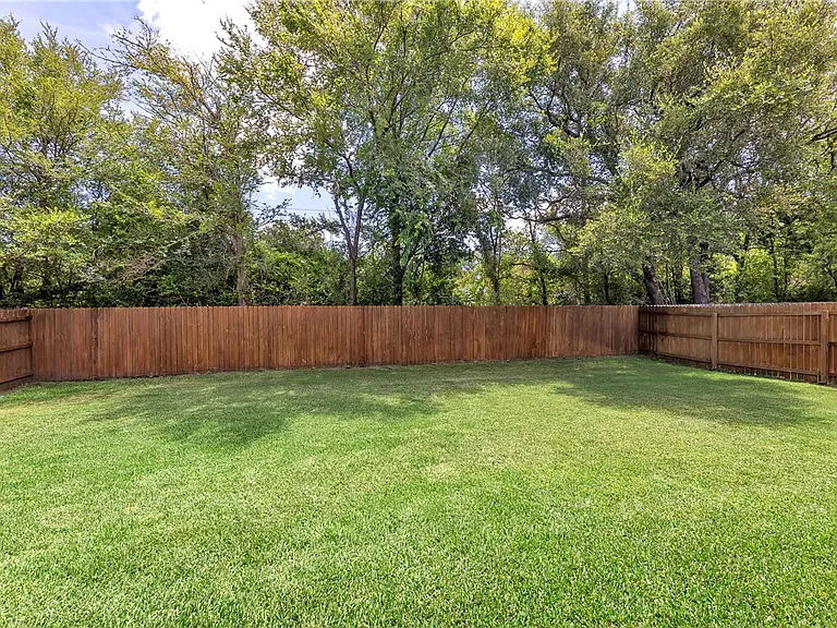 15621 Long Creek Ln — Photo 28