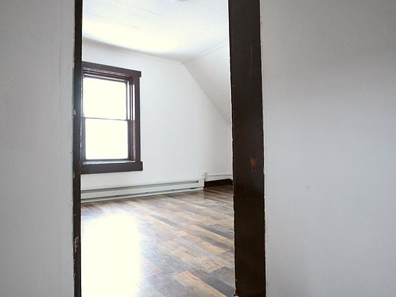 4th image of 705 W California Ave #2