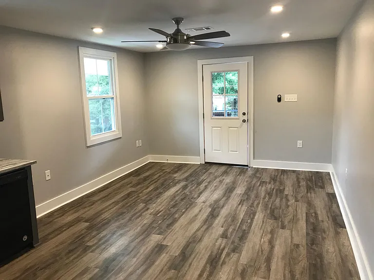 255 Papworth Ave — Photo 5