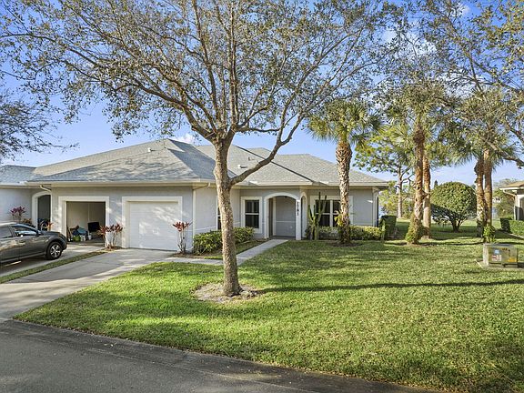 2nd image of 1781 S Dovetail Drive #2