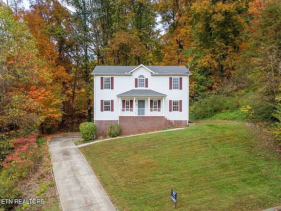 3rd image of 3634 Stoneridge Dr
