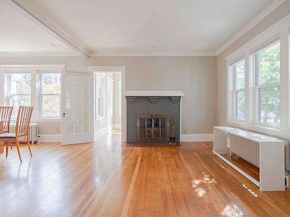 Working wood fireplace