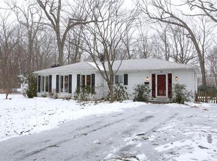 40 Milford Rd, Rochester, NY 14625