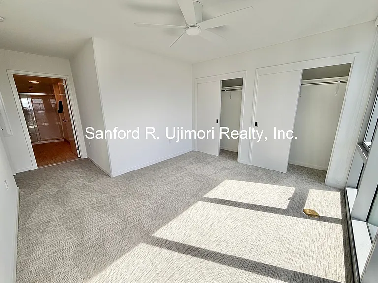 1515 Liona St #4301 — Photo 11