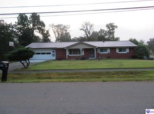 730 Scenic Dr, Radcliff, KY 40160