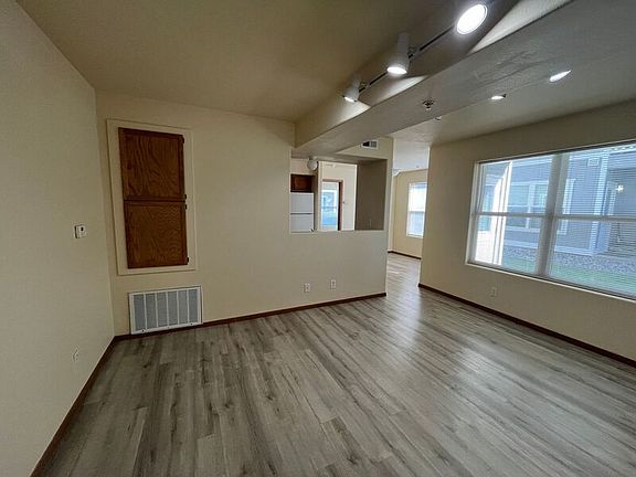 4th image of 6405F Chapel Hill Blvd #F102