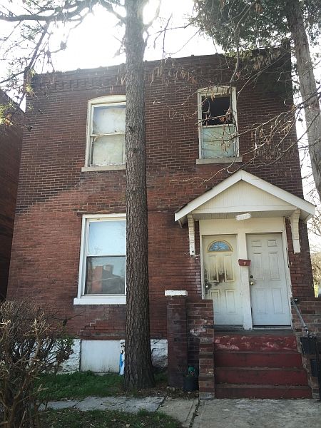 1st image of 212 Bowen St