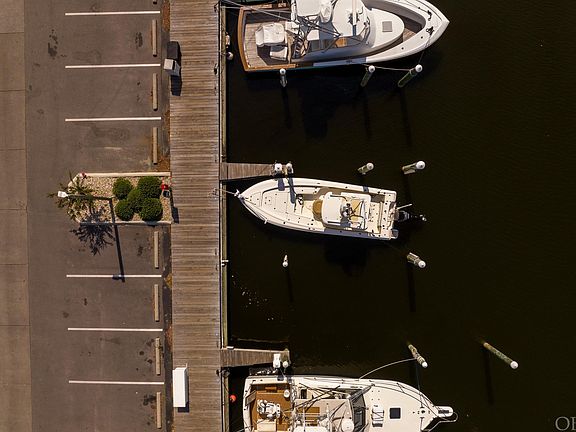 3rd image of 0 Docks Lot Slip #40