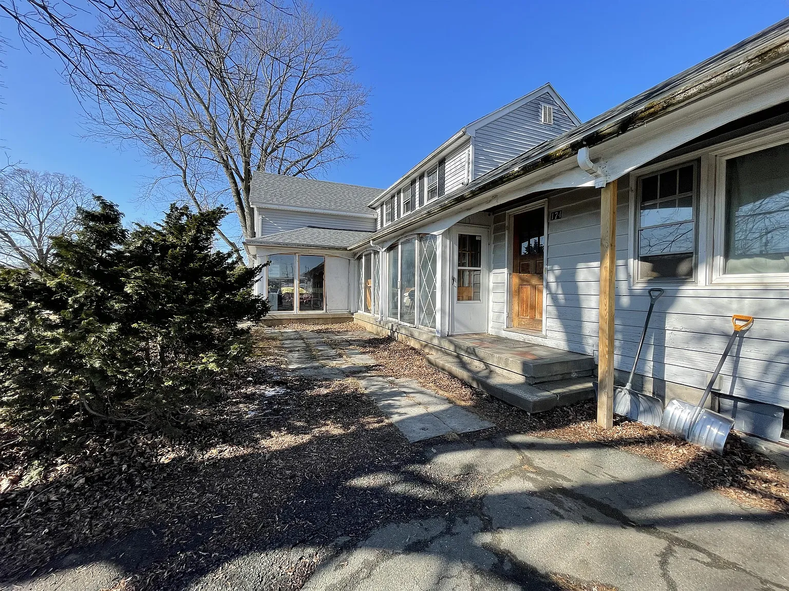 174 Russell Street - 1 — Photo 1