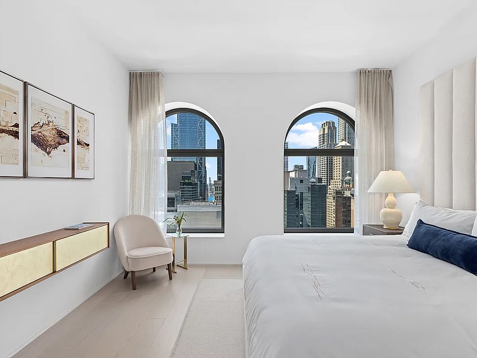 1st image of 130 William St APT 29E