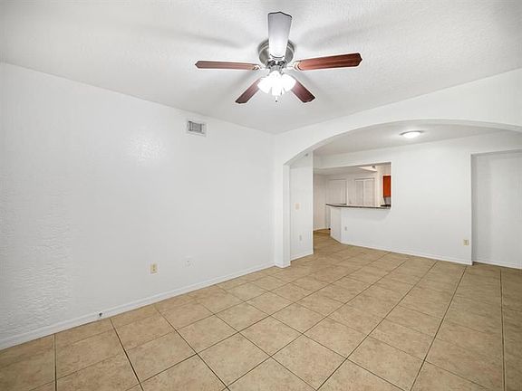 3rd image of 148 SW Peacock Blvd APT 25-102