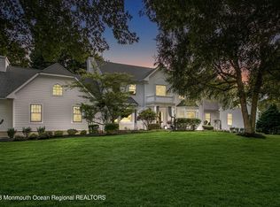 3 Beech Tree Ln, Shrewsbury, NJ 07702