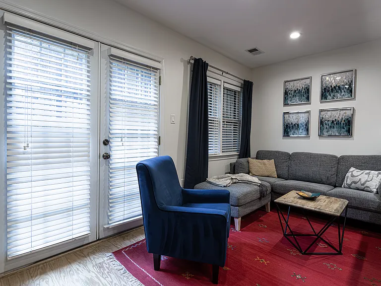 1643 Park Rd NW #2 — Photo 4