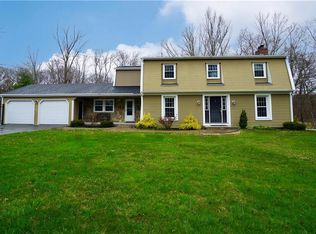 40 Kennedy Blvd, Lincoln, RI 02865