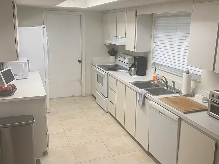 51 Carrolwood Cir — Photo 5