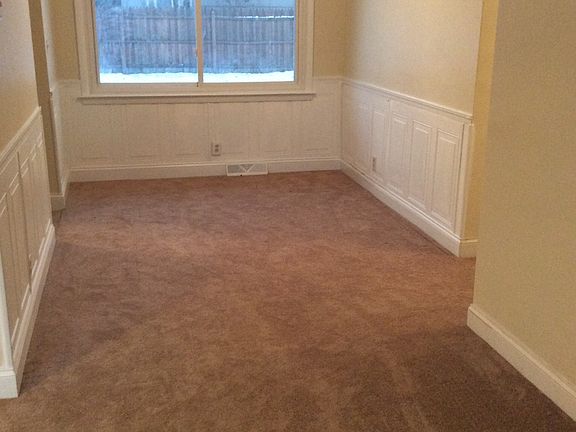 2nd image of 4890 Ivanhoe Ave