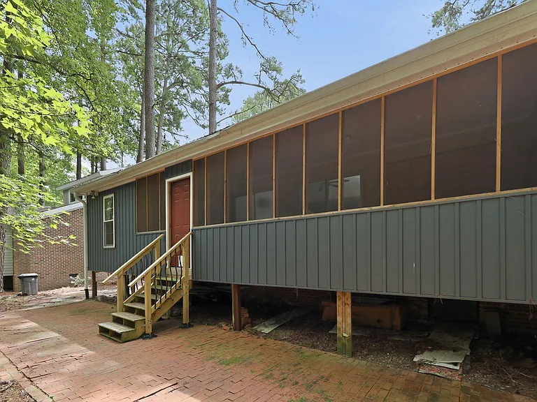 449 Windy Bch — Photo 28