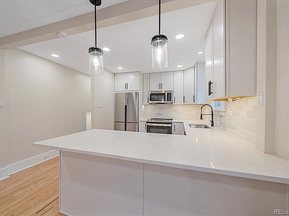 4th image of 2082 S Lincoln Street