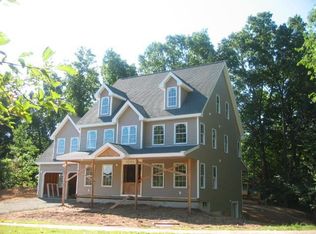 17 Timber Ridge Rd, Middletown, CT 06457