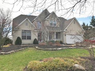 5725 Beechmont Dr, Lewis Center, OH