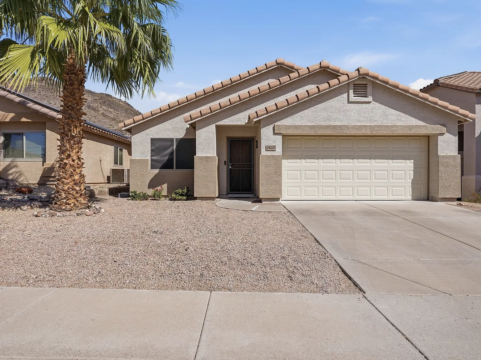 25227 N 63rd Dr — Photo 1